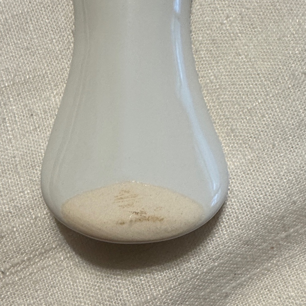 🕊️❤️ 🆕 Elegant White Ceramic Spoon Rest with Red Cardinal - Picture 7 of 12